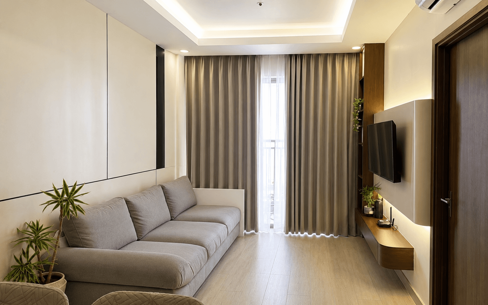 Q7 Saigon Riverside - Ảnh 1