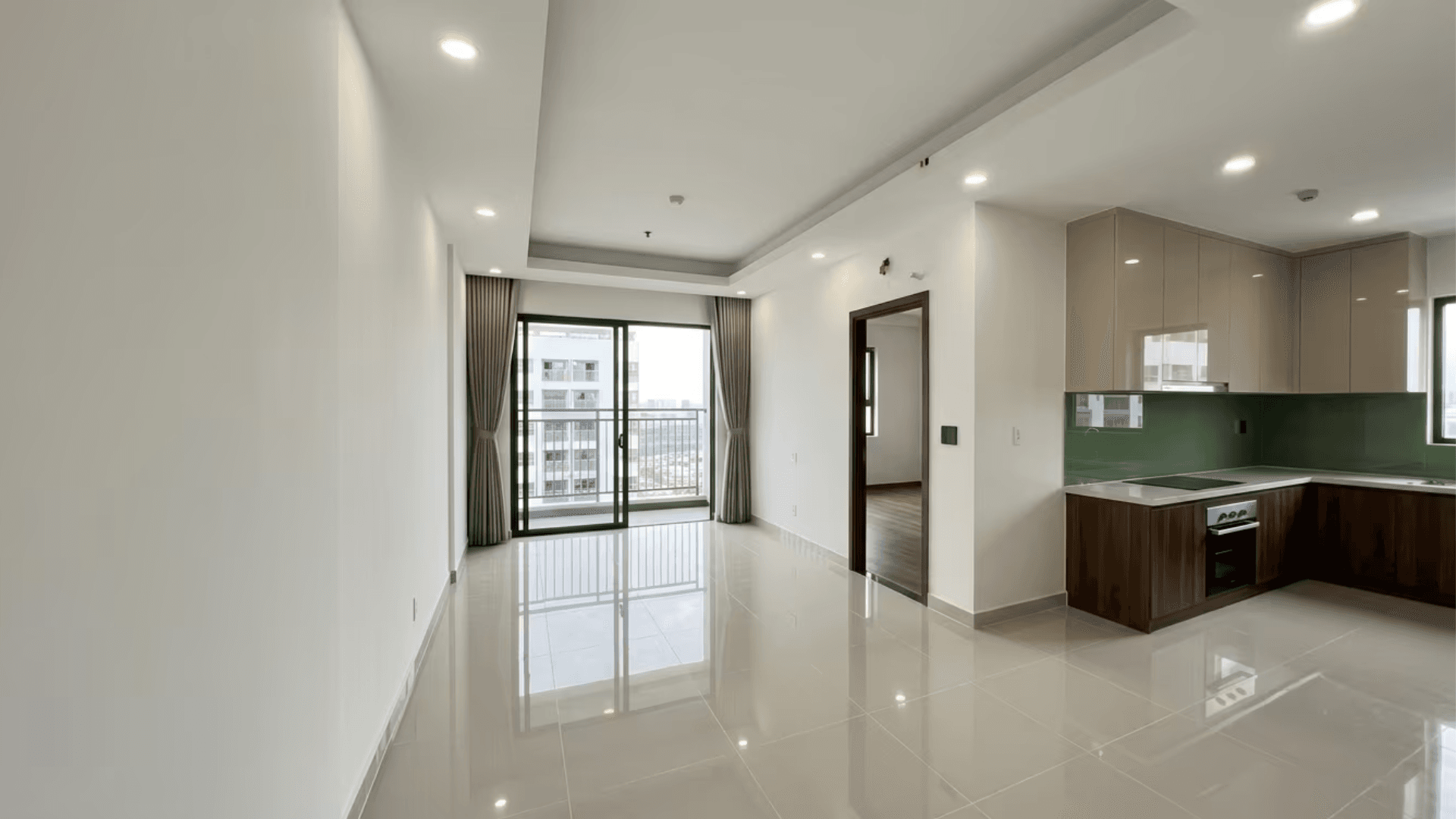 Q7 Saigon Riverside - Ảnh 1