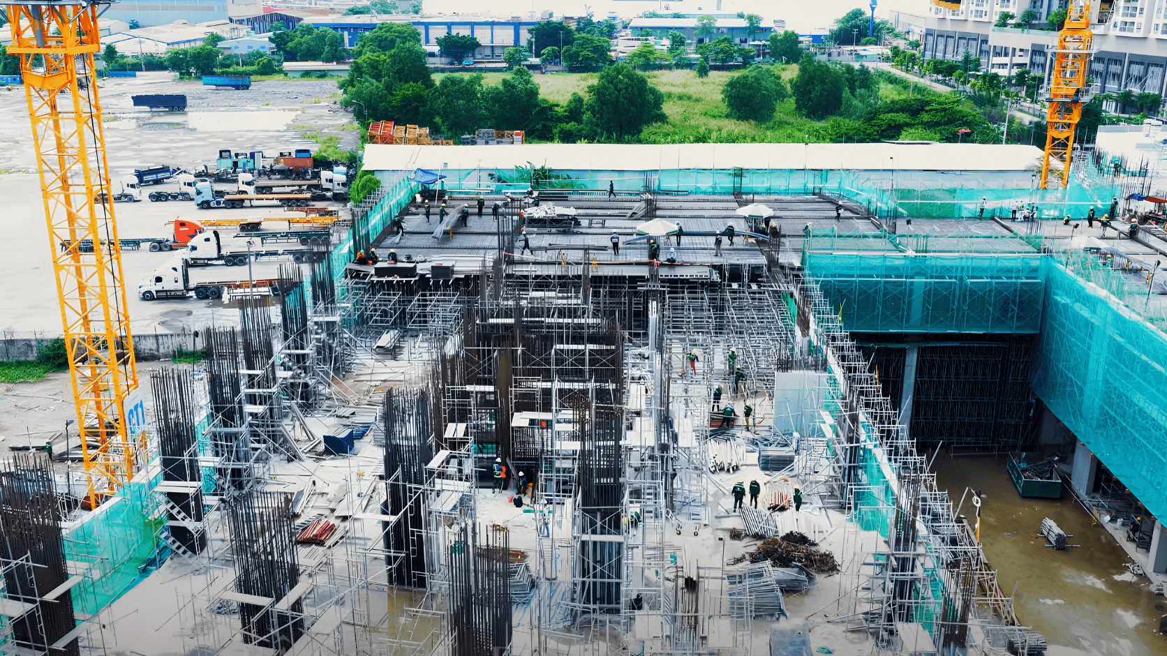 Vlasta Premier Phú Thuận — hình 3